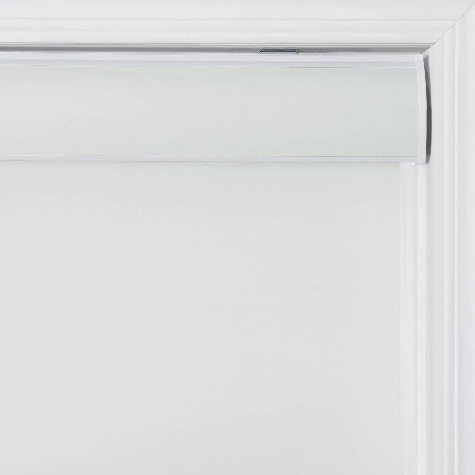 Alvin Basic Premium Blackout Cordless Roller Shades - Image 21