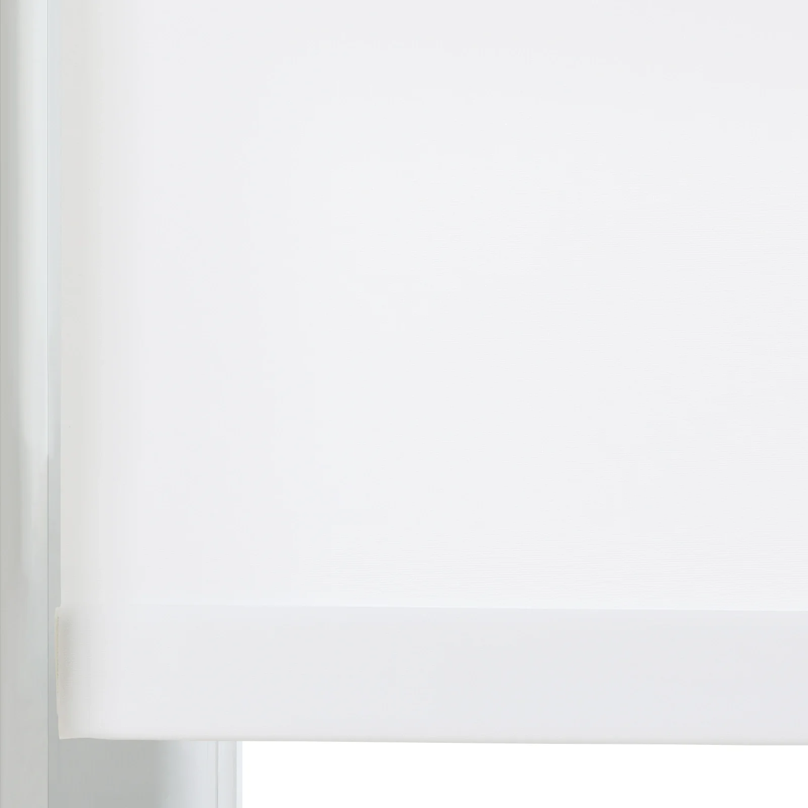 Alvin Basic Room Darkening Cordless Roller Shades - Image 4