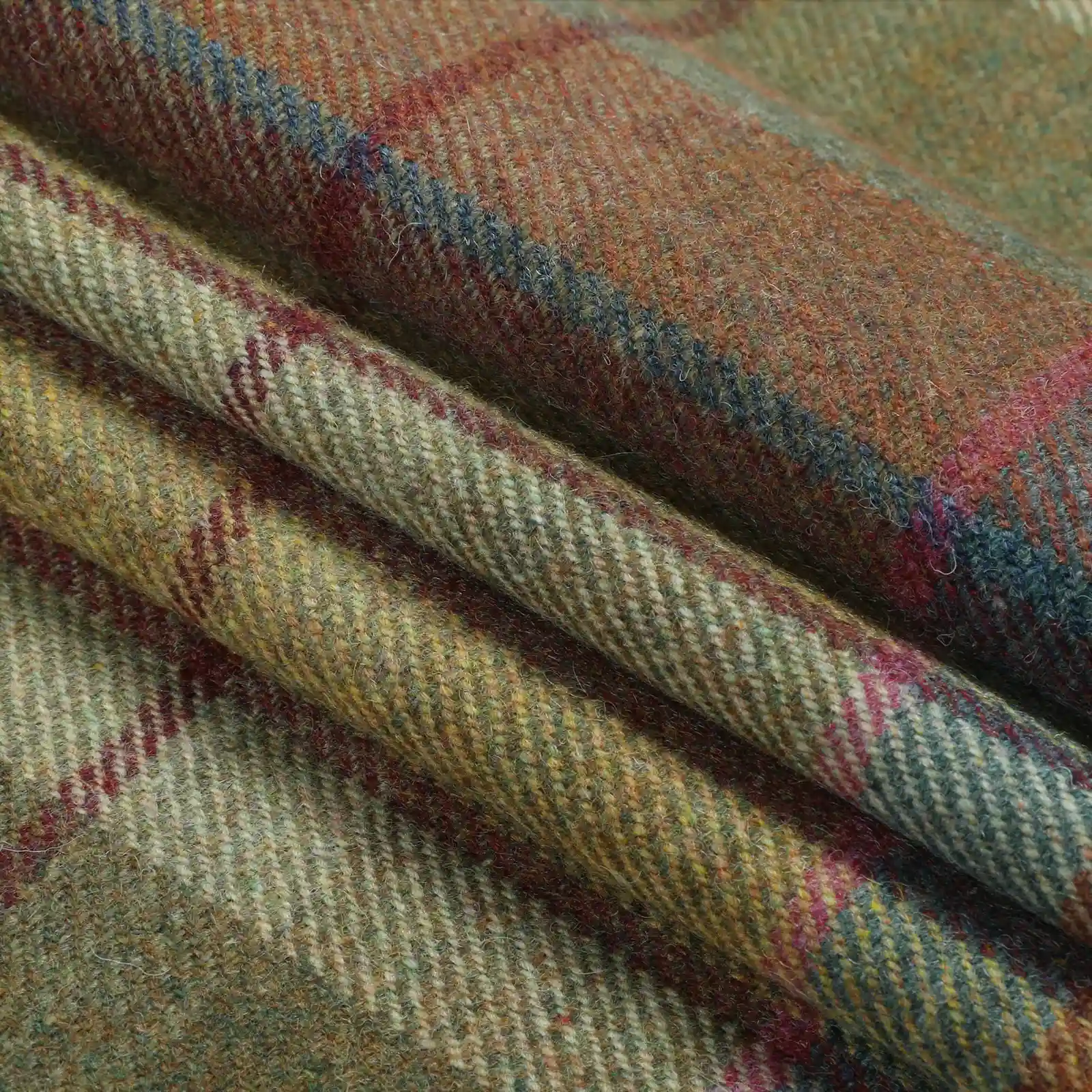 Karin Plaid Pure Wool Thermal Curtain Pleated - Image 6