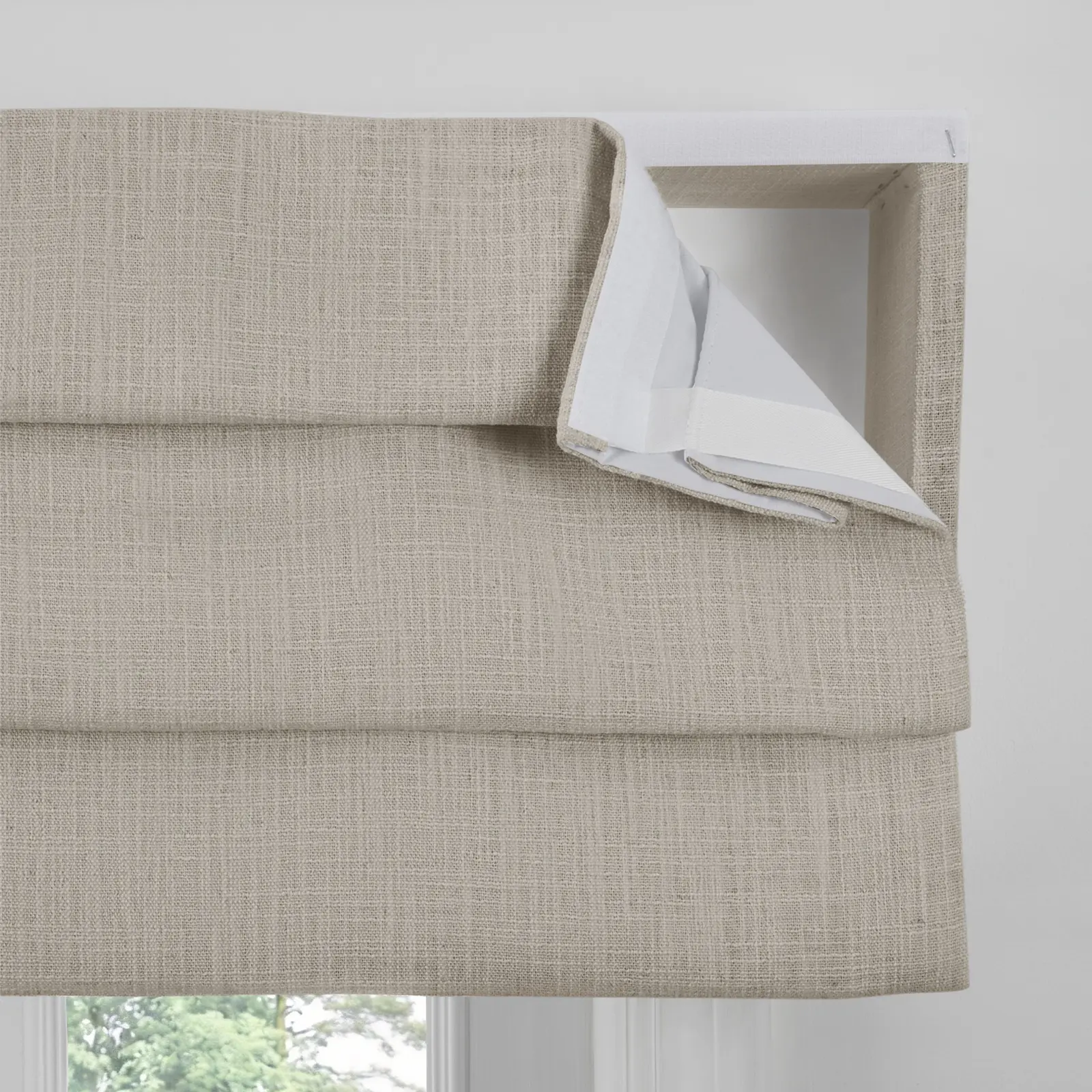 Liz Linen Board Mounted Hobbled Roman Valance - Image 26