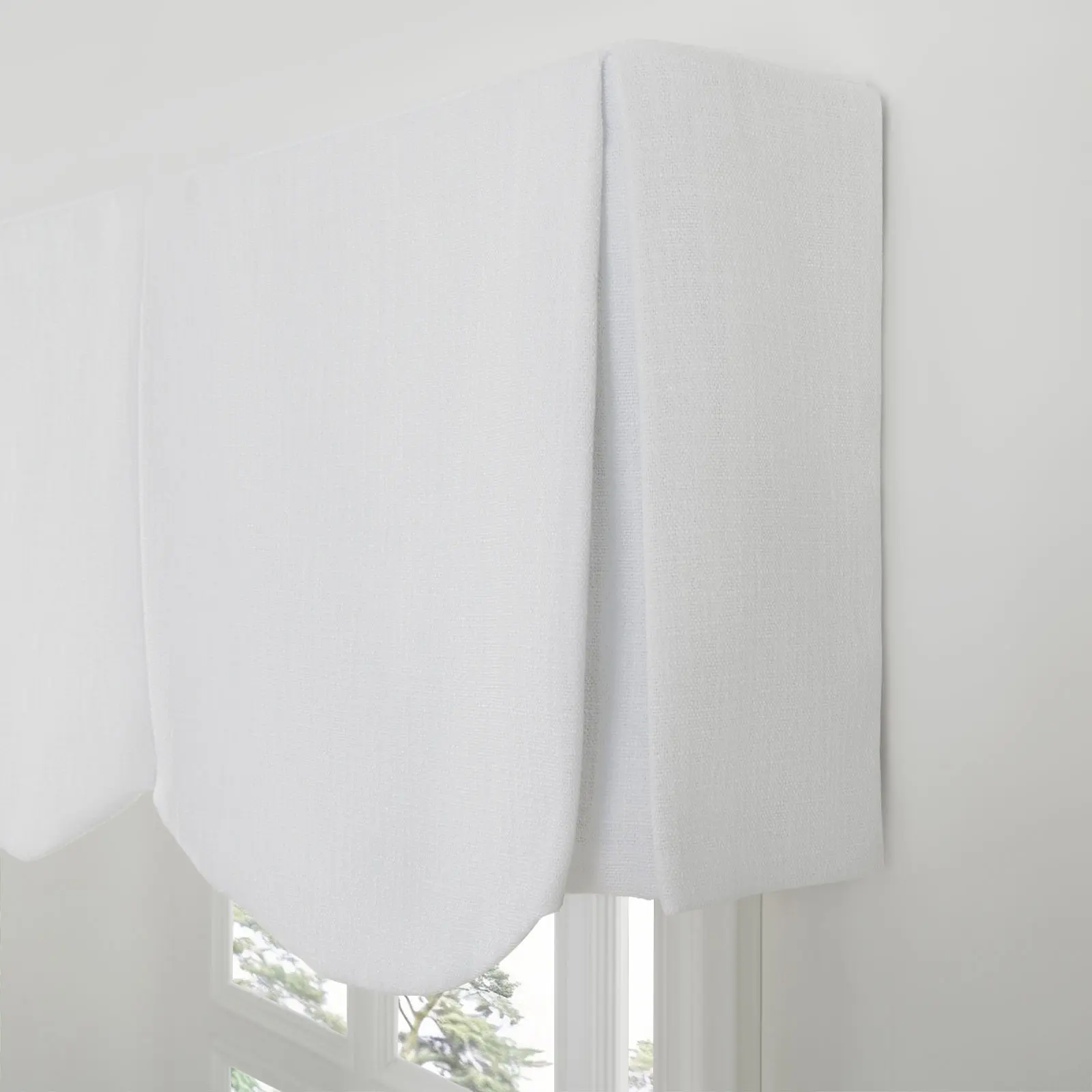 Liz Linen Board Mounted Scalloped Valance - Image 18