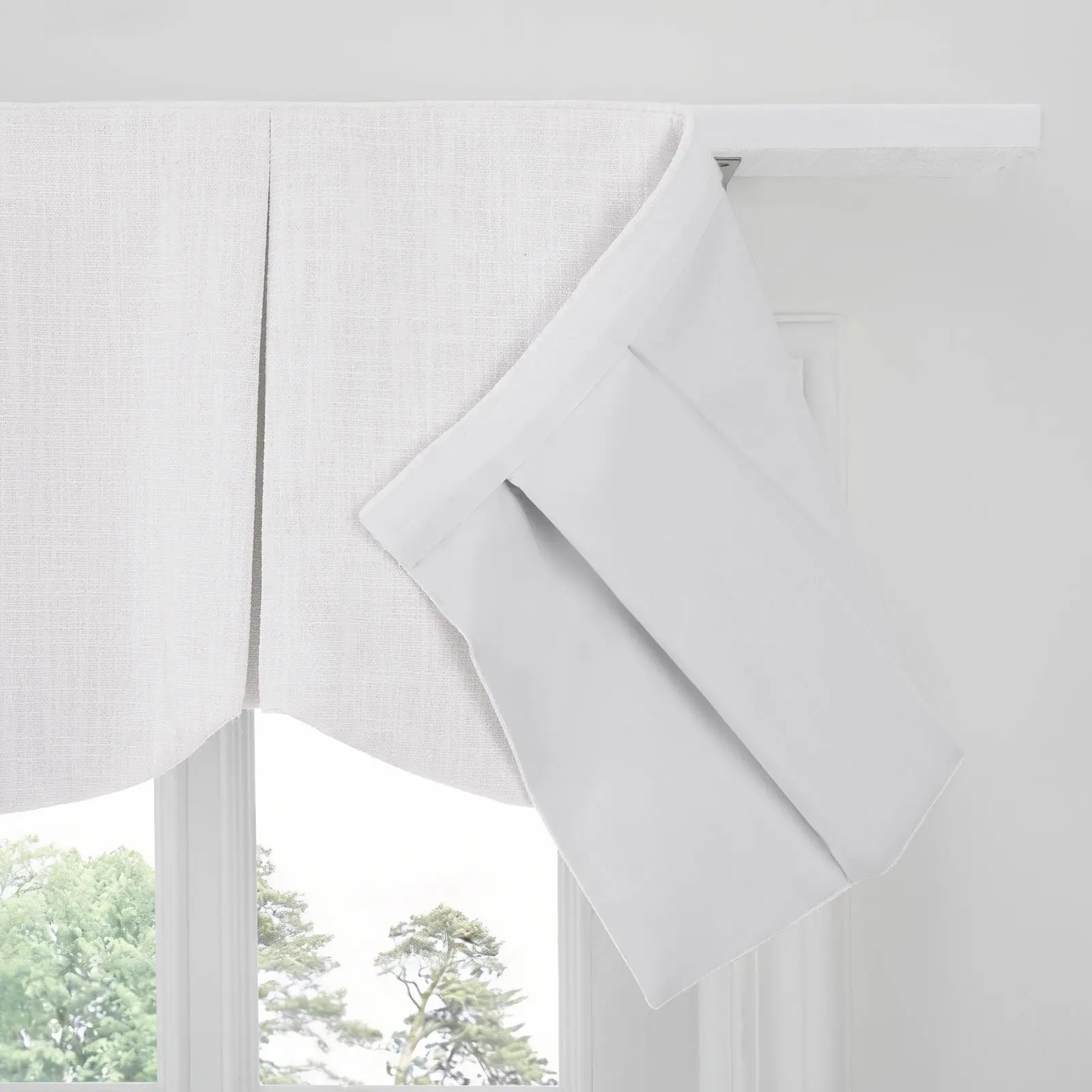Liz Linen Board Mounted Scalloped Valance - Image 189
