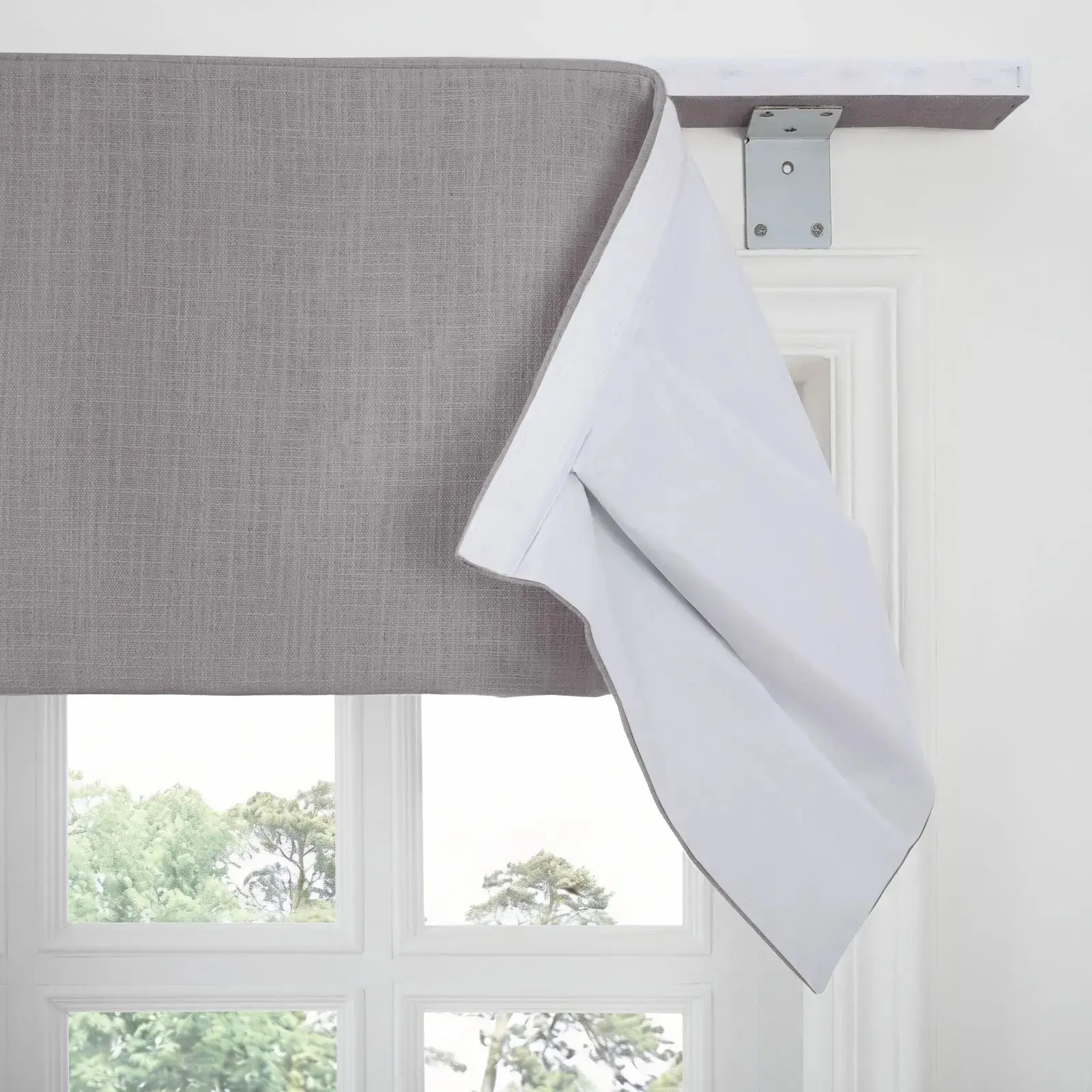 Custom Board Mounted Valance - Image 45