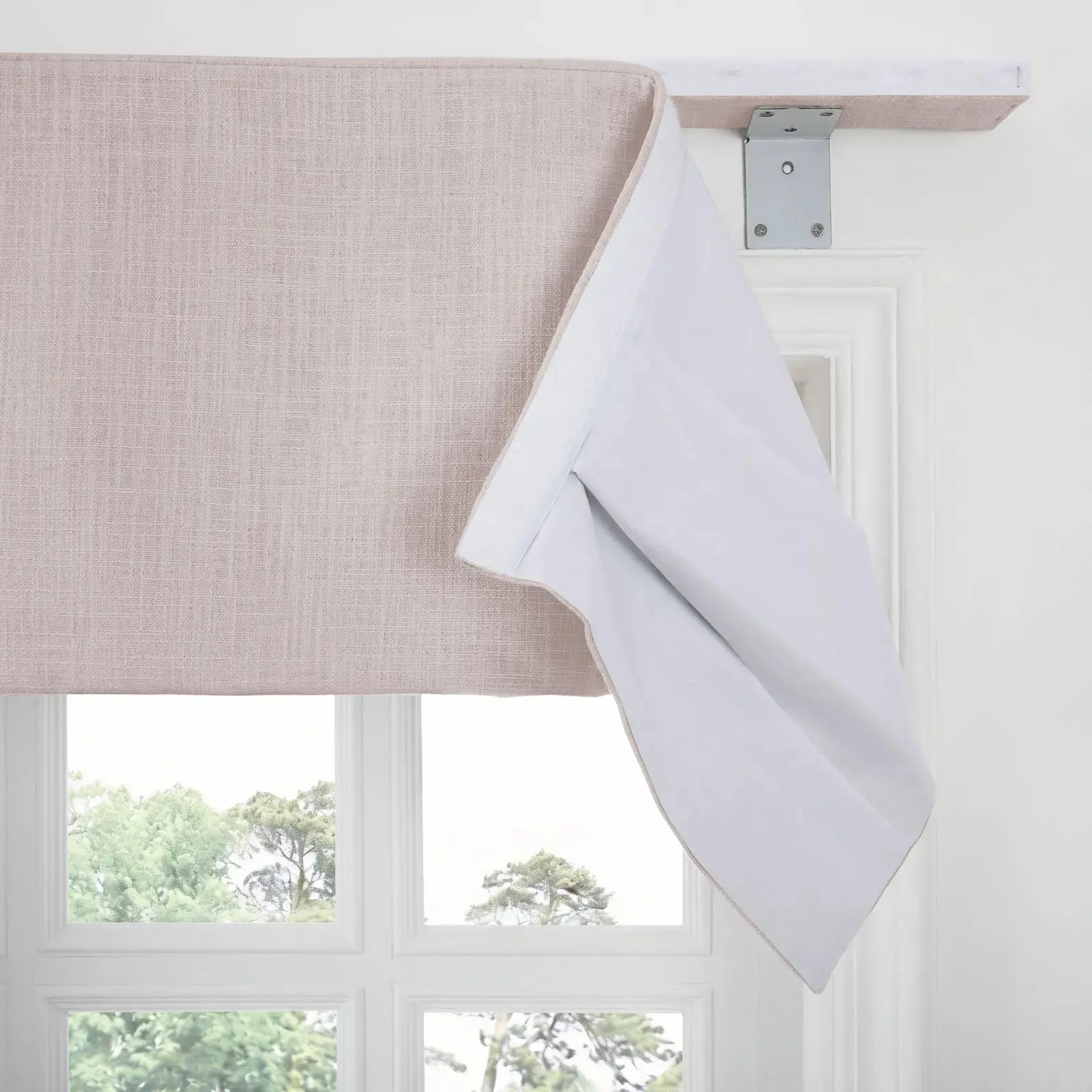Custom Board Mounted Valance - Image 55