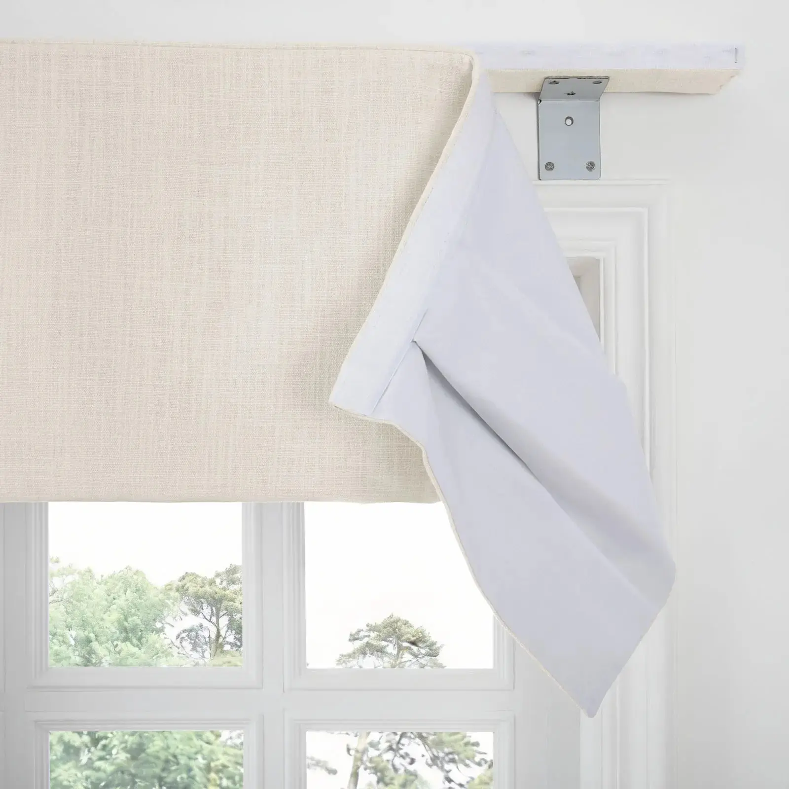 Custom Board Mounted Valance - Image 80