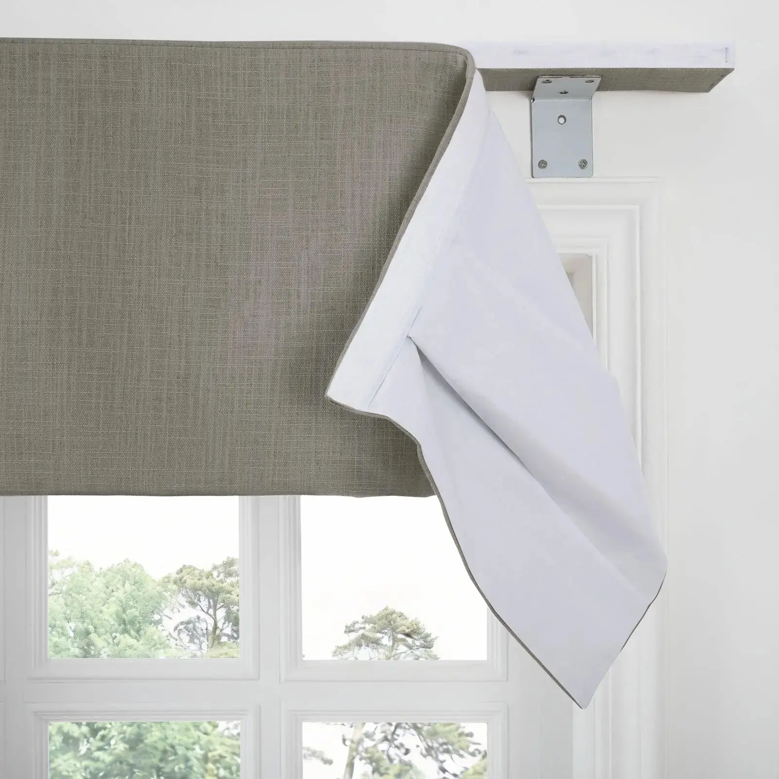 Custom Board Mounted Valance - Image 83
